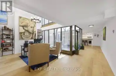 72 Granby Street Toronto (Church-Yonge Corridor) Ontario M5B2J5
