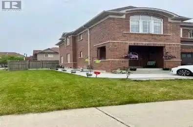 138 Sussexvale Drive Brampton (Sandringham-Wellington) Ontario L6R3R2