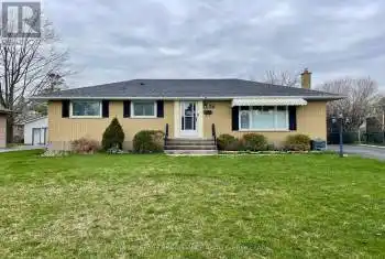 70 Briscoe Street, Loyalist (54 - Amherstview), Ontario K7N1G1, 4 Bedrooms Bedrooms, ,2 BathroomsBathrooms,All Houses,For Sale,Briscoe,X12068772
