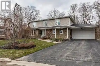 1722 Larchwood Green Burlington (Tyandaga) Ontario L7P2X7