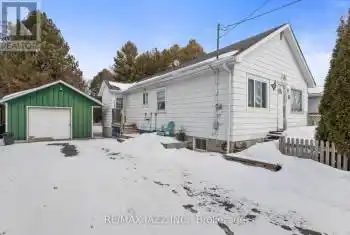 35 Maple Street, Uxbridge, Ontario L9P1C8, 5 Bedrooms Bedrooms, ,2 BathroomsBathrooms,All Houses,For Sale,Maple,N12069142