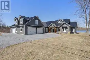 332 Spithead Road, Frontenac Islands (04 - The Islands), Ontario K7G2V6, 5 Bedrooms Bedrooms, ,3 BathroomsBathrooms,All Houses,For Sale,Spithead,X12069118