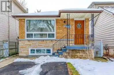 15 Holmes Avenue Hamilton (Ainslie Wood) Ontario L8S2K7