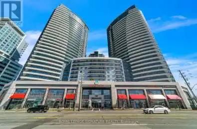 7161 Yonge Street Unit# Ph316 Markham (Grandview) Ontario L3T0C8