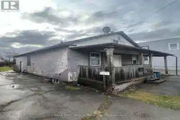 54 Crowland Avenue, Welland (773 - Lincoln/Crowland), Ontario L3B1W9, ,All Houses,For Sale,Crowland,X12069404
