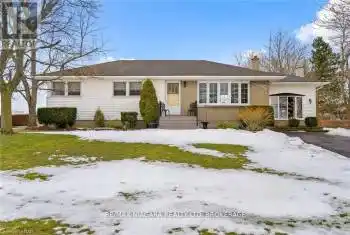 425 Queenston Road, Niagara-on-the-Lake, Ontario L0S1J0, 3 Bedrooms Bedrooms, ,1 BathroomBathrooms,All Houses,For Rent,Queenston,X12069384