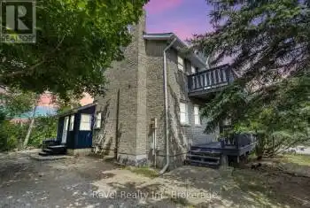 155 Settlers Way, Blue Mountains, Ontario L9Y0L5, 5 Bedrooms Bedrooms, ,2 BathroomsBathrooms,All Houses,For Sale,Settlers,X12069353