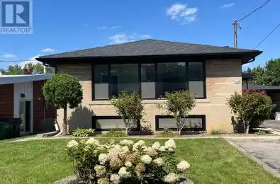 132 Wyndale Drive Toronto (Maple Leaf) Ontario M6L1G3