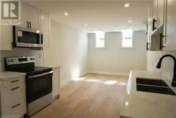 588 BARTON Street Unit# 1, Hamilton, Ontario L8L2Z5, ,1 BathroomBathrooms,Condo,For Rent,BARTON,40714688