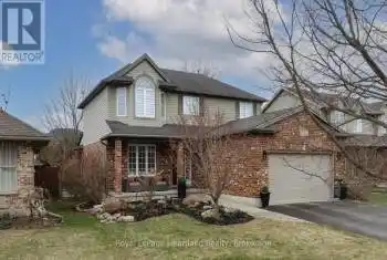 10 Red Clover Court, Middlesex Centre (Ilderton), Ontario N0M2A0, 4 Bedrooms Bedrooms, ,4 BathroomsBathrooms,All Houses,For Sale,Red Clover,X12069448
