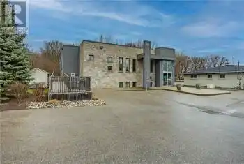 101 QUEENSWAY, Simcoe, Ontario N3Y4M5, ,Condo,For Sale,QUEENSWAY,40713518