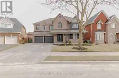 13 Donwoods Court Brampton (Vales of Castlemore) Ontario L6P1C5
