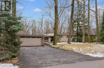11 Acland Crescent Toronto (Highland Creek) Ontario M1C1N5