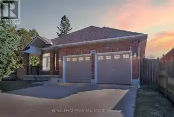 45 Valleycrest Drive, Clarington (Courtice), Ontario L1E1H8, 3 Bedrooms Bedrooms, ,2 BathroomsBathrooms,All Houses,For Sale,Valleycrest,E12068397