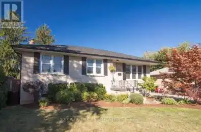 543 Taplow Crescent Oakville (1020 - WO West) Ontario L6L4V9