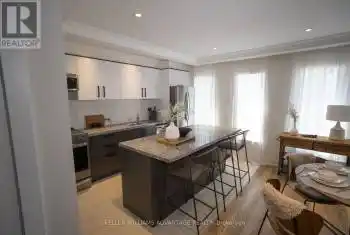 21 Batavia Avenue Unit# Unit 1, Toronto (Rockcliffe-Smythe), Ontario M6N4A1, 3 Bedrooms Bedrooms, ,4 BathroomsBathrooms,All Houses,For Rent,Batavia,W12070213