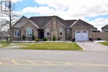 30 Peach Tree Boulevard, St. Thomas, Ontario N5R0B5, 4 Bedrooms Bedrooms, ,2 BathroomsBathrooms,All Houses,For Sale,Peach Tree,X12070306