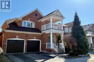 17 Ambercroft Street Markham (Greensborough) Ontario L6E1L4