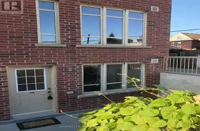 25 Elsie Lane Unit# TH145 Toronto (Dovercourt-Wallace Emerson-Junction