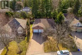 26 Park Court, Niagara-on-the-Lake (101 - Town), Ontario L0S1J0, 4 Bedrooms Bedrooms, ,3 BathroomsBathrooms,All Houses,For Sale,Park,X12070351