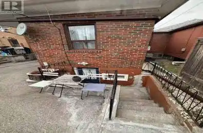 53 Lanark Avenue Unit# Lower Toronto (Oakwood Village) Ontario M6C2B5