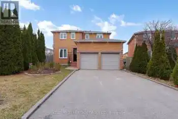 5 Mandel Crescent, Richmond Hill (Devonsleigh), Ontario L4C9Z7, 4 Bedrooms Bedrooms, ,3 BathroomsBathrooms,All Houses,For Sale,Mandel,N12070372
