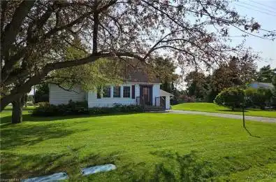 886 16th Street Georgian Bluffs Ontario N4K 6V5