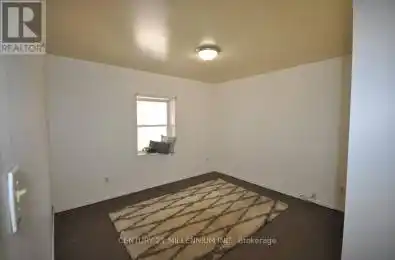 30 Corby Crescent Brampton (Brampton South) Ontario L6Y1H1