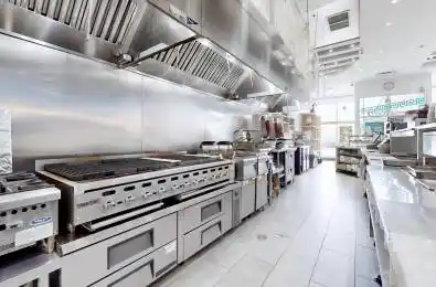 5083 Dixie Road Mississauga Ontario L4W 0E6