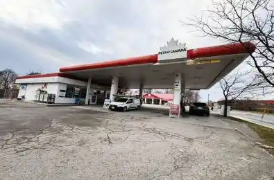 1002 Simcoe Street Oshawa Ontario L1H 4L3