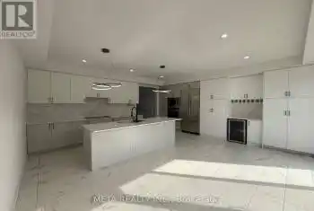 9080 WOODBINE Avenue, Markham (Buttonville), Ontario L3R0J8, 3 Bedrooms Bedrooms, ,3 BathroomsBathrooms,All Houses,For Sale,WOODBINE,N12070879