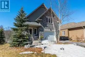 61 Margaret's Trail, Dysart et al (Dysart), Ontario K0M1S0, 3 Bedrooms Bedrooms, ,4 BathroomsBathrooms,All Houses,For Sale,Margaret's,X12071612