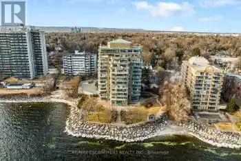 2190 Lakeshore Road Unit# 403, Burlington (Brant), Ontario L7R4K1, 2 Bedrooms Bedrooms, ,2 BathroomsBathrooms,Condo,For Sale,Lakeshore,W12071602