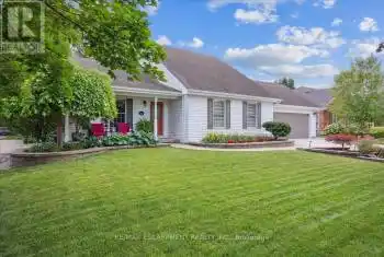 3132 Glenbrook Drive, Lincoln (980 - Lincoln-Jordan/Vineland), Ontario L0R2C0, 4 Bedrooms Bedrooms, ,4 BathroomsBathrooms,All Houses,For Sale,Glenbrook,X12071720