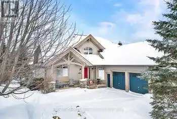 135 EAST RIDGE Drive, Blue Mountains, Ontario N0H2P0, 3 Bedrooms Bedrooms, ,3 BathroomsBathrooms,All Houses,For Sale,EAST RIDGE,X12047825
