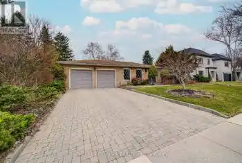 2207 Elmhurst Avenue, Oakville (1006 - FD Ford), Ontario L6J5G4, 4 Bedrooms Bedrooms, ,2 BathroomsBathrooms,All Houses,For Sale,Elmhurst,W12072037