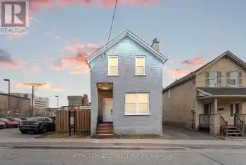 95 Richmond Street, Oshawa (O'Neill), Ontario L1G1E3, 3 Bedrooms Bedrooms, ,1 BathroomBathrooms,Commercial,For Sale,Richmond,E12072435