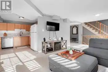 95 Goodwin Drive Unit# 2, Barrie (Painswick South), Ontario L4N6K6, 3 Bedrooms Bedrooms, ,1 BathroomBathrooms,All Houses,For Sale,Goodwin,S12072412