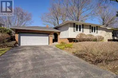 2165 Dunedin Road Oakville (1006 - FD Ford) Ontario L6J5V2