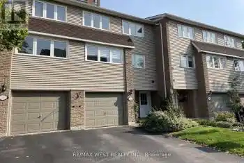 2244 Marine Drive Unit# 2244, Oakville (1001 - BR Bronte), Ontario L6L1C1, 4 Bedrooms Bedrooms, ,2 BathroomsBathrooms,All Houses,For Sale,Marine,W12072478