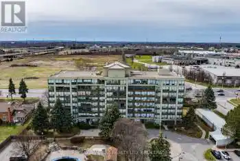 5100 DORCHESTER Road Unit# 702, Niagara Falls (212 - Morrison), Ontario L2E7H4, 2 Bedrooms Bedrooms, ,2 BathroomsBathrooms,Condo,For Sale,DORCHESTER,X12072677
