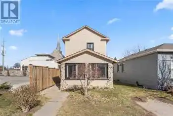 68 DUMFRIES Street, Paris, Ontario N3L2E4, 2 Bedrooms Bedrooms, ,1 BathroomBathrooms,All Houses,For Sale,DUMFRIES,40715154