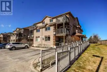 87 Goodwin Drive Unit# 2, Barrie (Painswick South), Ontario L4N6K4, 3 Bedrooms Bedrooms, ,1 BathroomBathrooms,Condo,For Sale,Goodwin,S12072917