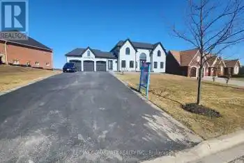 12 Deer Ridge Road, Uxbridge, Ontario L0C1A0, 7 Bedrooms Bedrooms, ,5 BathroomsBathrooms,All Houses,For Sale,Deer Ridge,N12071975