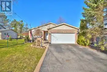 327 Thornwood Avenue, Fort Erie (335 - Ridgeway), Ontario L0S1N0, 3 Bedrooms Bedrooms, ,2 BathroomsBathrooms,All Houses,For Sale,Thornwood,X12049739