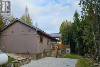 73 Larsen Cove Road, Northern Bruce Peninsula, Ontario N0H1Z0, 3 Bedrooms Bedrooms, ,1 BathroomBathrooms,All Houses,For Sale,Larsen Cove,X12073061