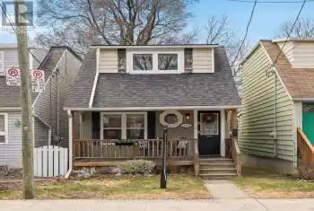 368 Cedarvale Avenue, Toronto (Woodbine-Lumsden), Ontario M4C4K6, 2 Bedrooms Bedrooms, ,2 BathroomsBathrooms,All Houses,For Sale,Cedarvale,E12072489