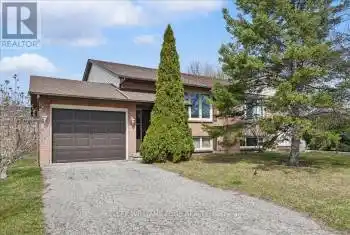 4927 Hickory Lane, Lincoln (982 - Beamsville), Ontario L3J0C3, 2 Bedrooms Bedrooms, ,1 BathroomBathrooms,All Houses,For Sale,Hickory,X12071587