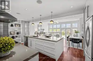68 Chester Hill Road Toronto (Playter Estates-Danforth) Ontario M4K1X3
