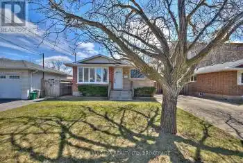 8 Densgrove Drive, St. Catharines (442 - Vine/Linwell), Ontario L2M3M2, 3 Bedrooms Bedrooms, ,2 BathroomsBathrooms,All Houses,For Sale,Densgrove,X12073197